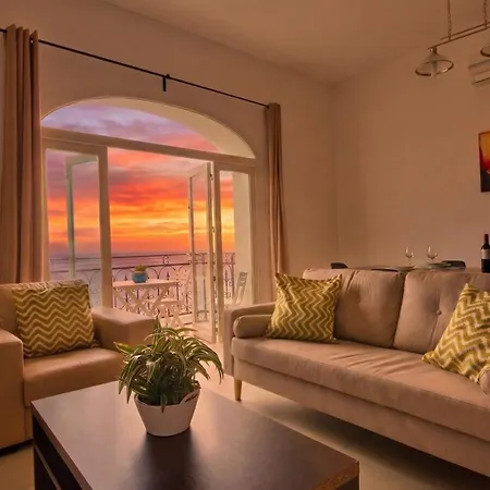 Bayview Court - Seafront With Balcony דירה Saint Julian's